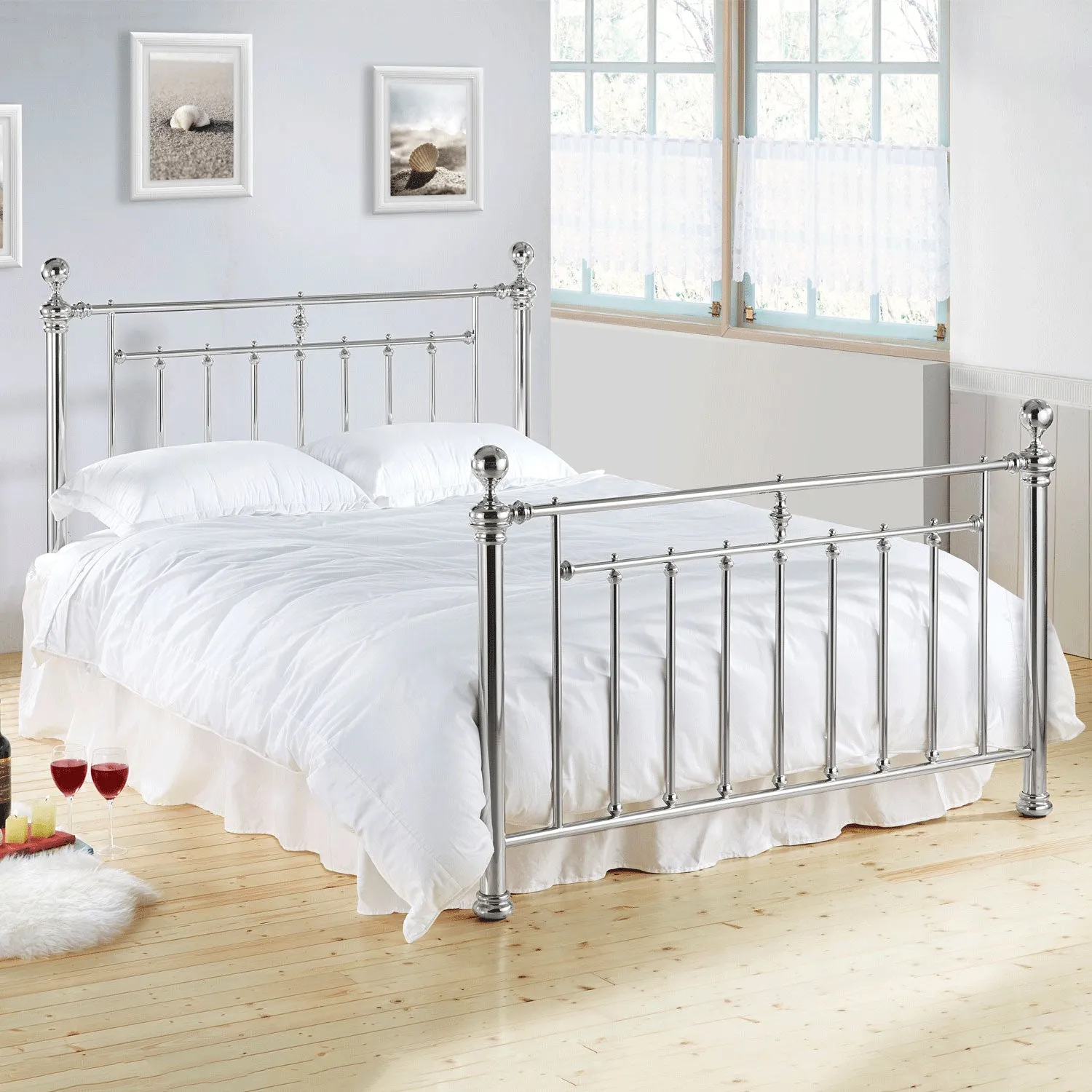 Alexander Contemporary Metal Bed