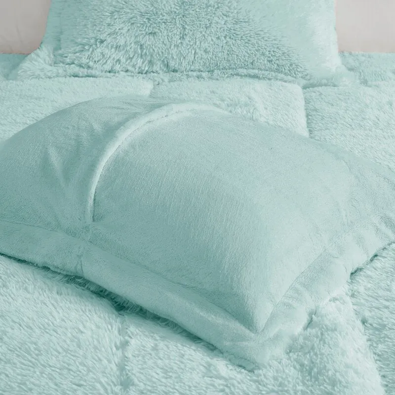 Gyhon Faux Fur Comforter Set