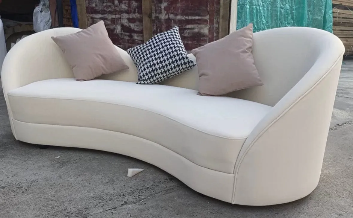 Mel Curve Sofa