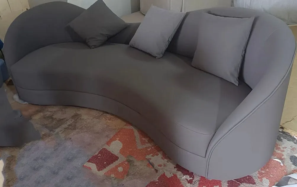 Mel Curve Sofa