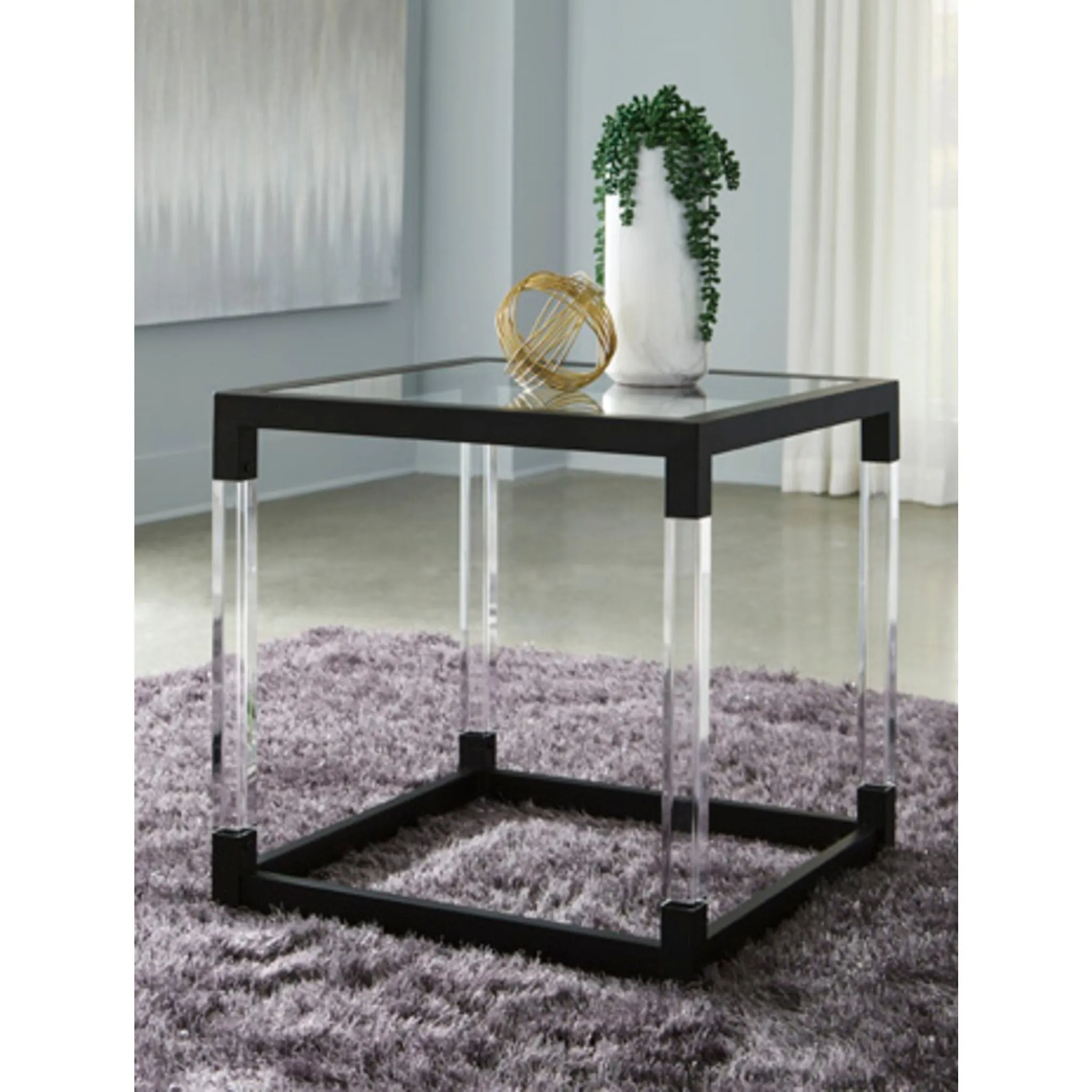 Nallynx Square End Table