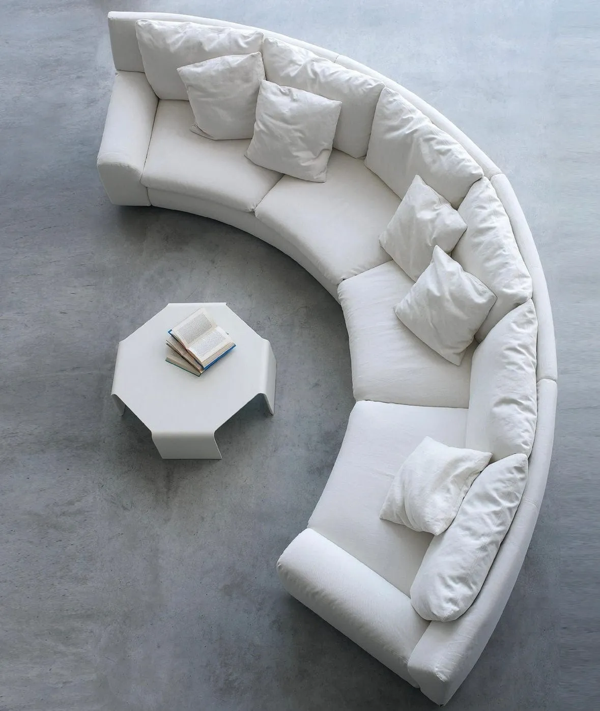 Naomi Sectional Curve Sofa