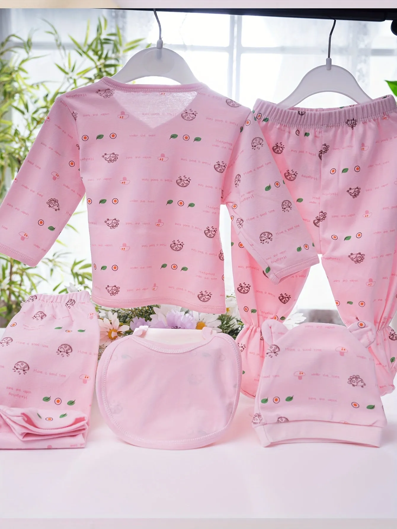 Newborn Baby Loungewear Set 5 Cozy Cotton Outfits with Graphics