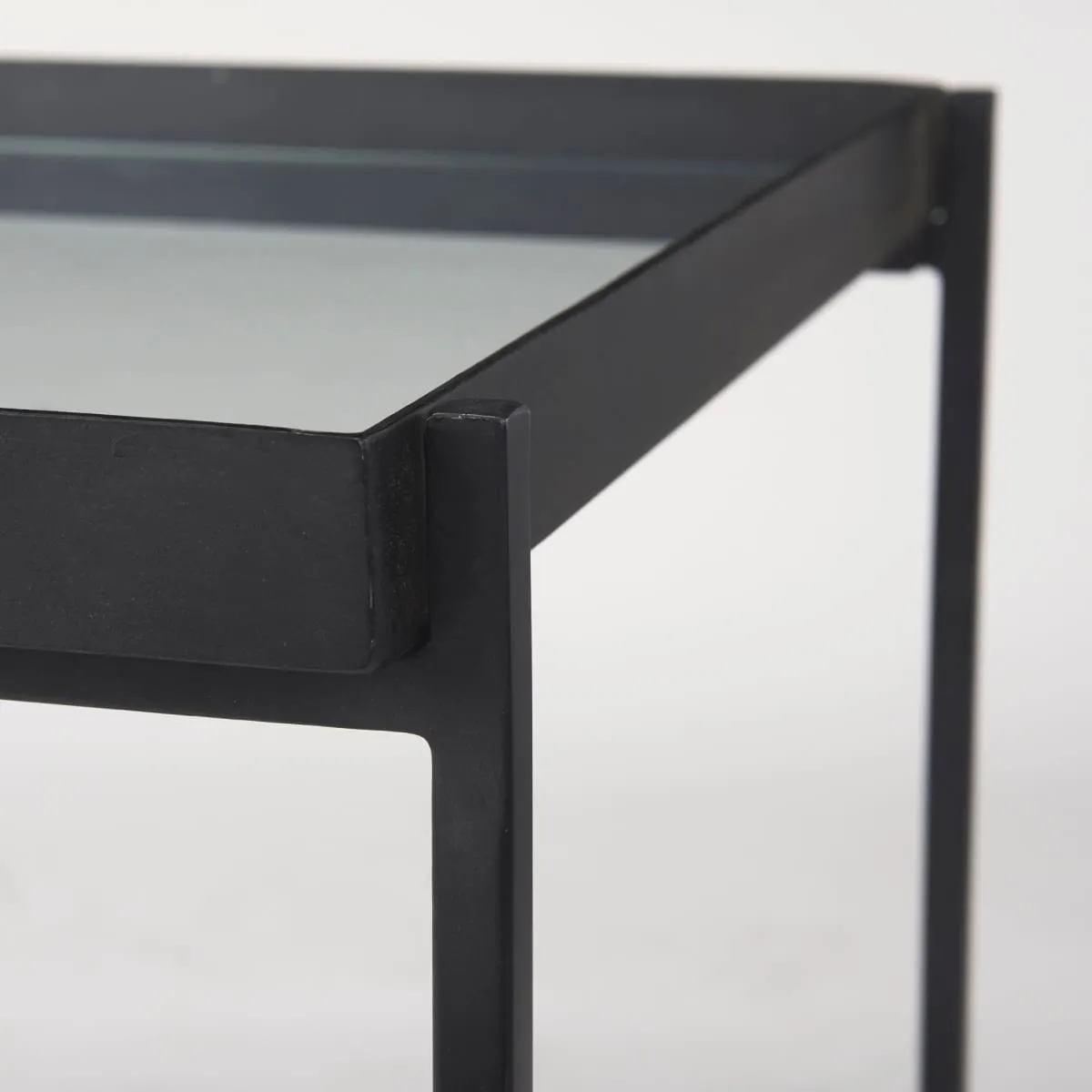 Trey Accent Table Black Metal | Glass