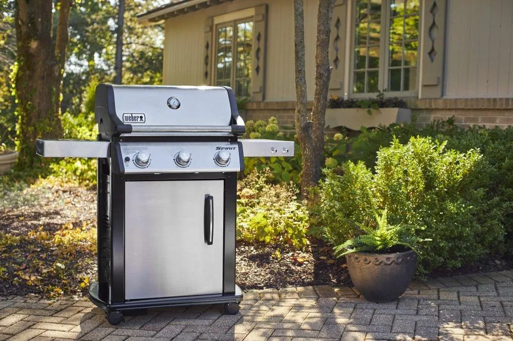 Weber 46502001 Spirit S-315 Gas Grill (Liquid Propane) - Stainless Steel